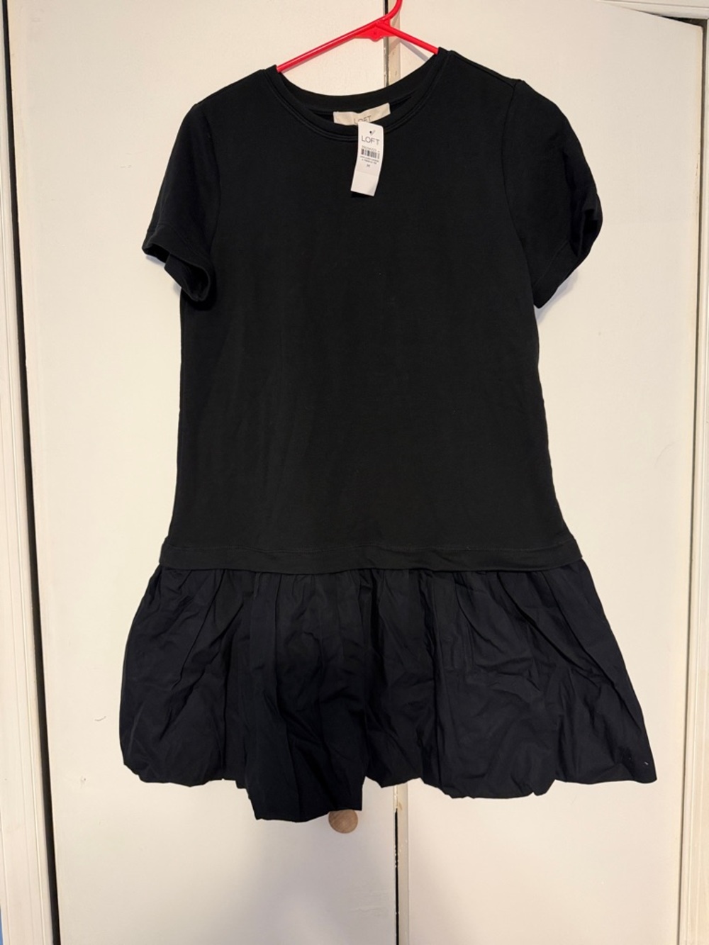 LOFT Black Short Sleeve Bubble-Hem Dress for Women